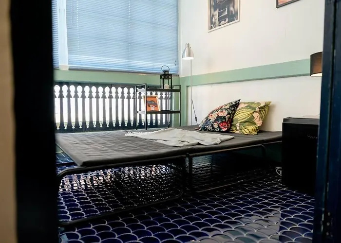 Townhome W/ Workstation-2mins To Food-fun-metro *