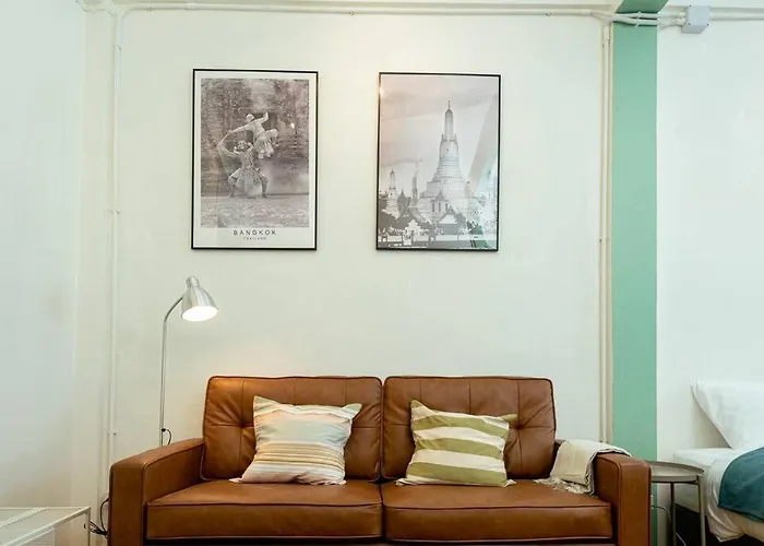 Townhome W/ Workstation-2mins To Food-fun-metro *